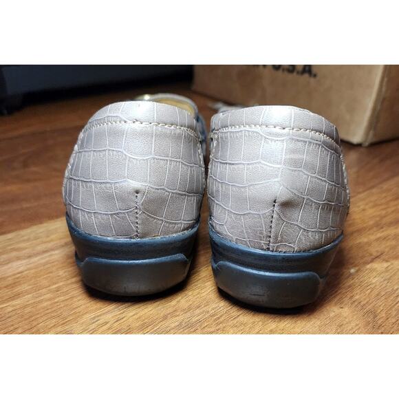 Natural Soul by Naturalizer Loafers Women Size 7W Gray Shoes Horsebit Style - Picture 5 of 7